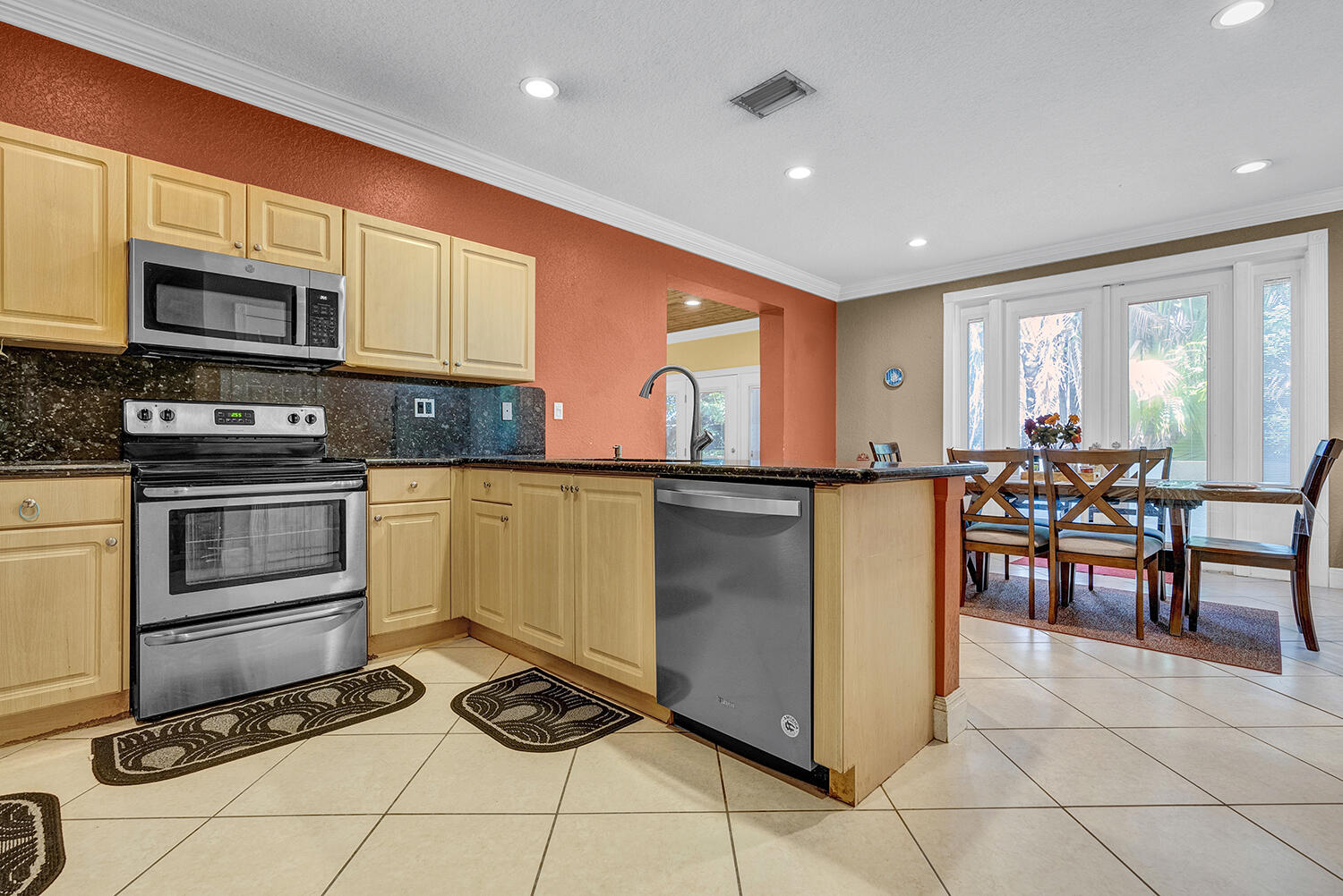 PARKSIDE ESTATES - Residential
