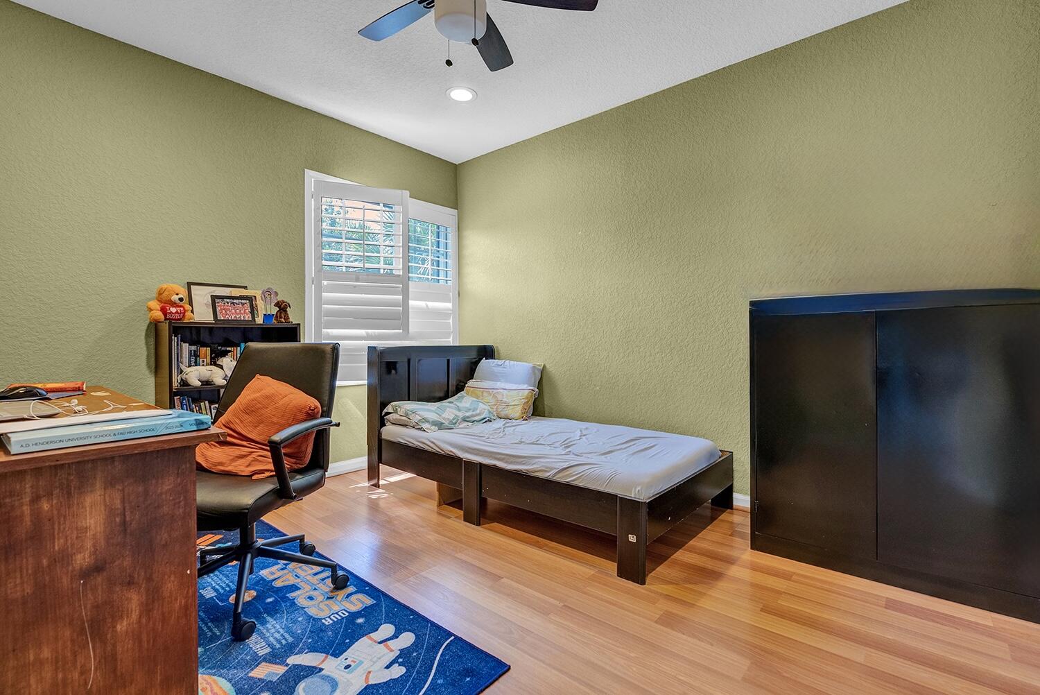 PARKSIDE ESTATES - Residential