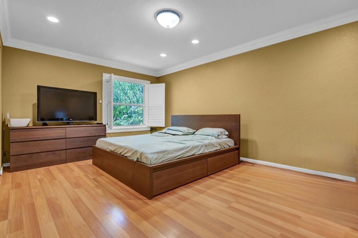PARKSIDE ESTATES - Residential