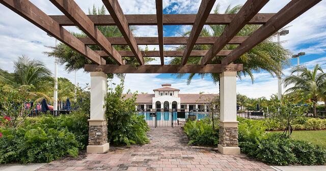 SILVER PALM WEST - Residential