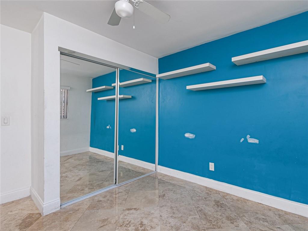 Hollywood Hills 6-22 B - Residential