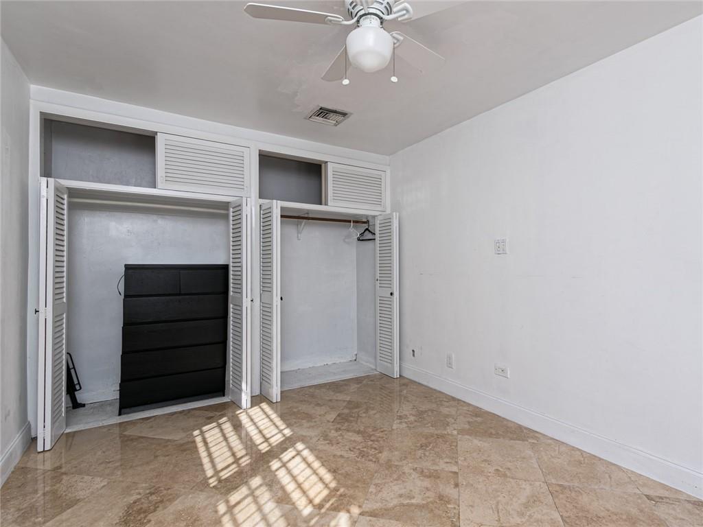 Hollywood Hills 6-22 B - Residential