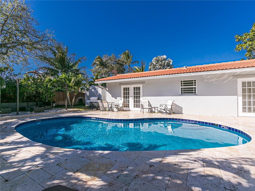 Hollywood Hills 6-22 B - Residential
