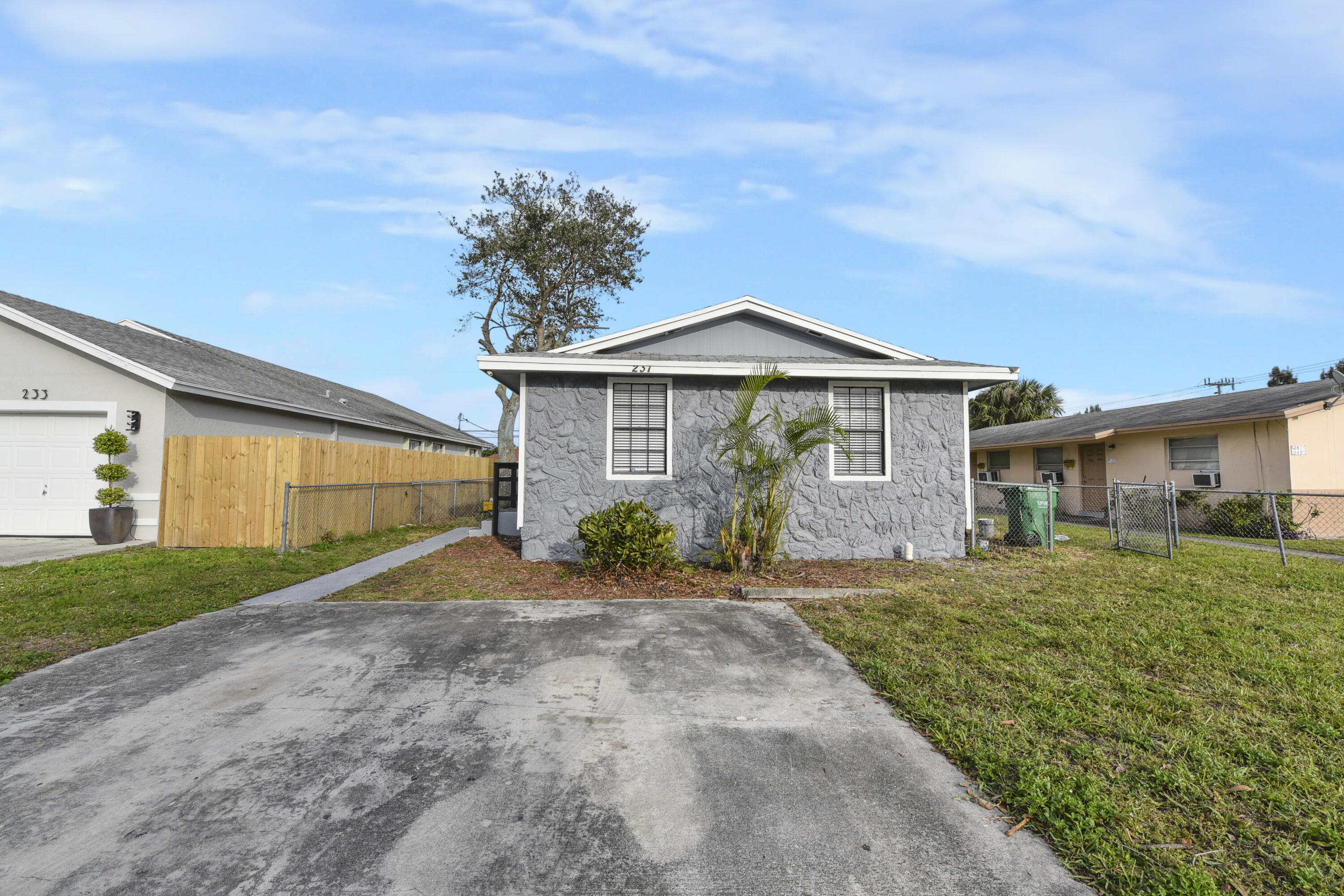 ATLANTIC GARDENS DELRAY IN - Residential