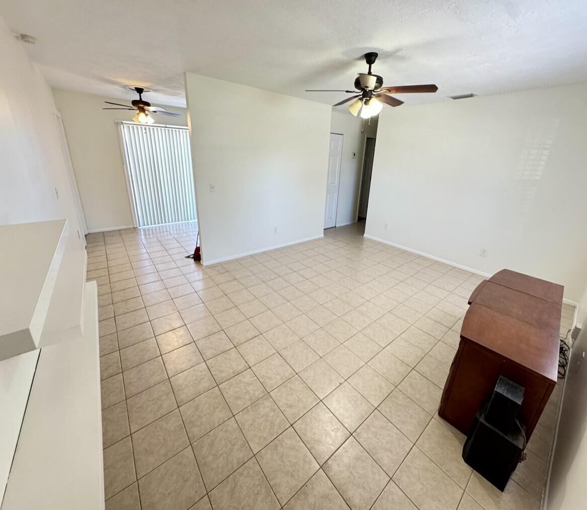 PORT ST LUCIE SECTION 9 - Residential