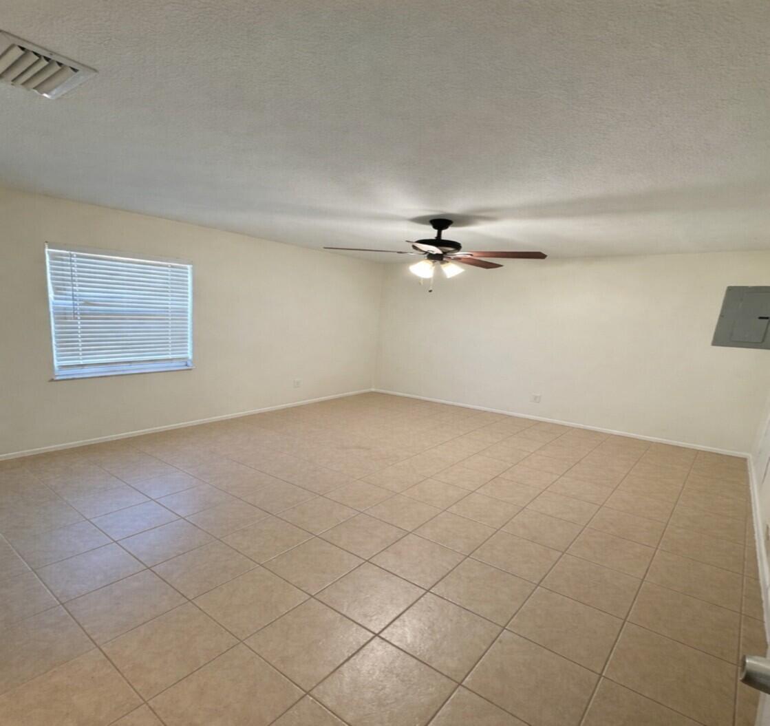 PORT ST LUCIE SECTION 9 - Residential