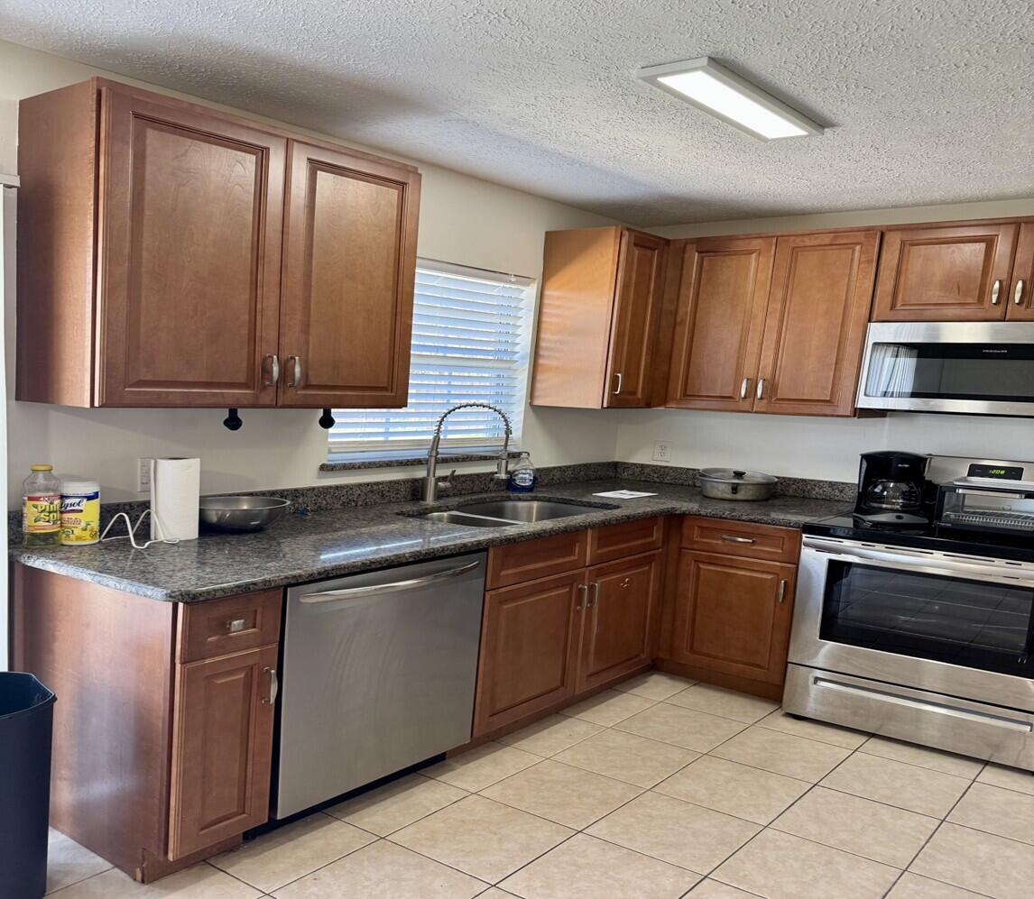 PORT ST LUCIE SECTION 9 - Residential