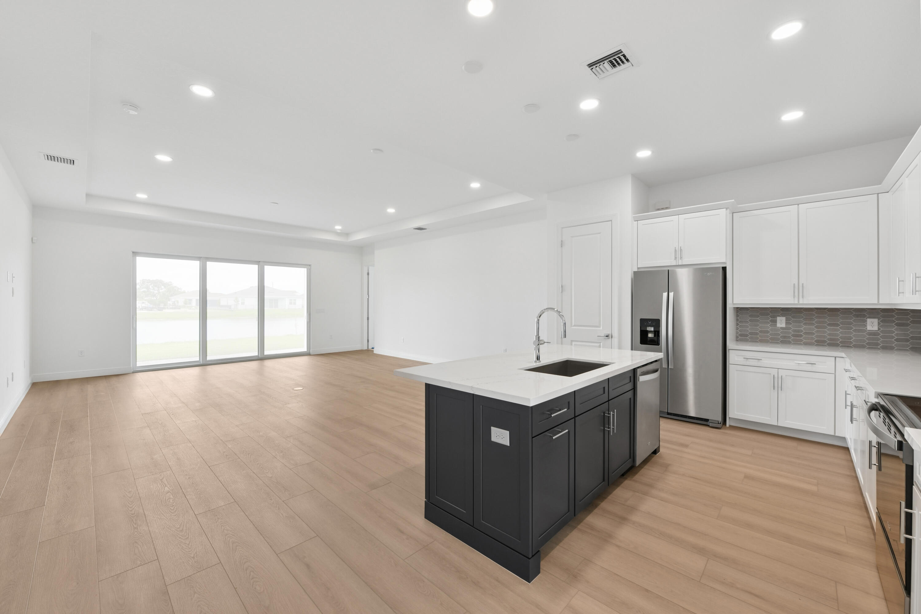 CROSSBRIDGE P.D. - Residential