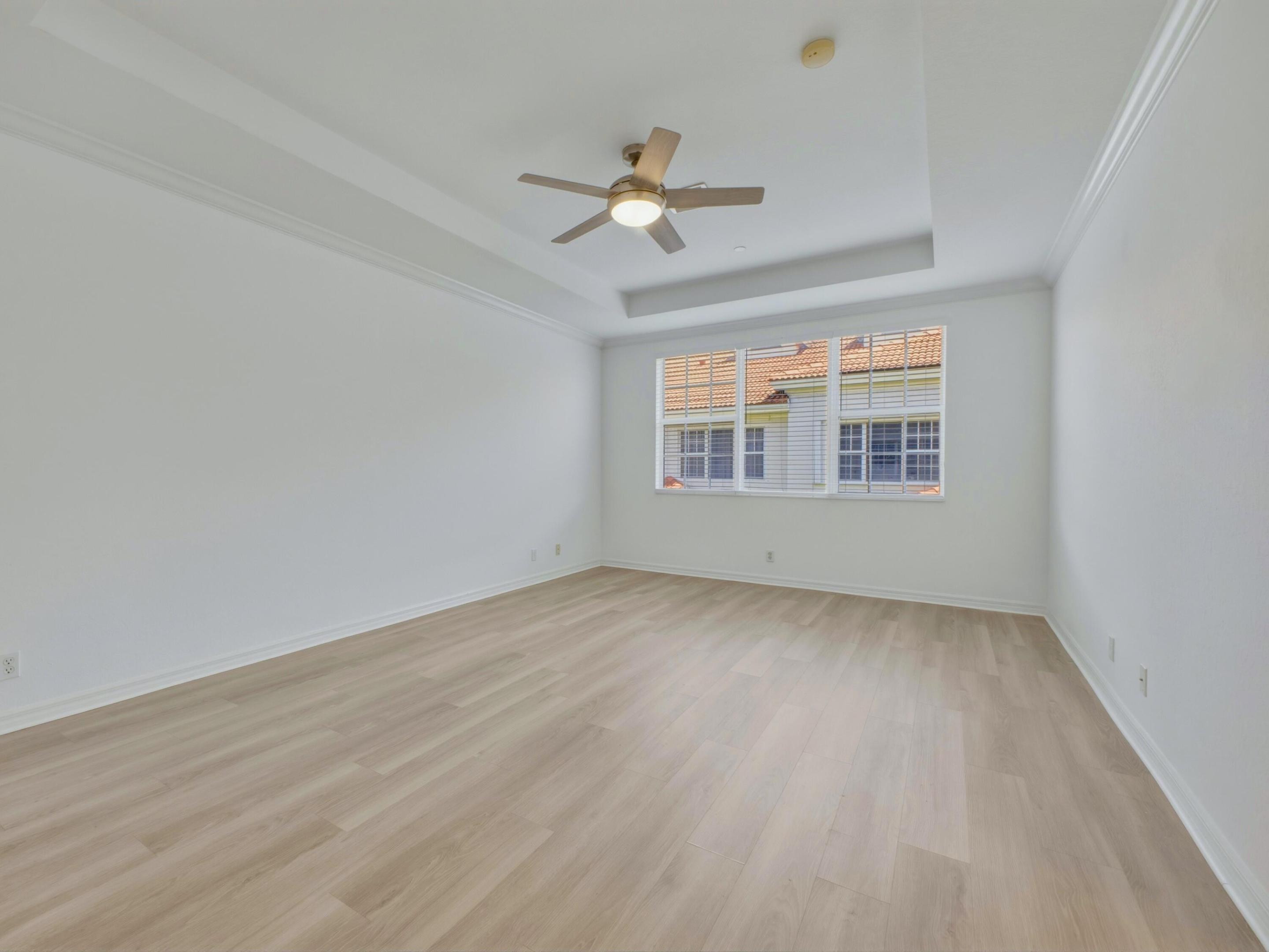 CARRIAGE POINTE - Residential Lease