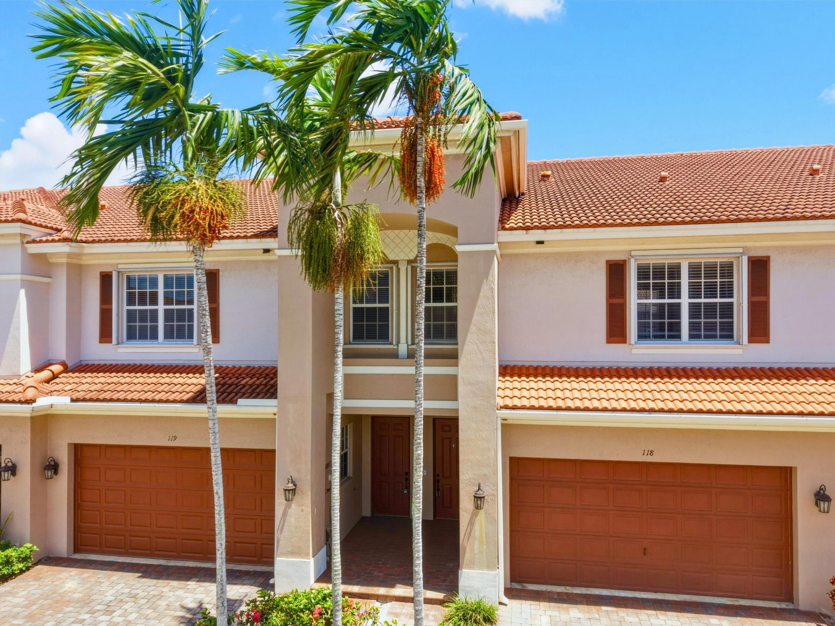 CARRIAGE POINTE - Residential Lease