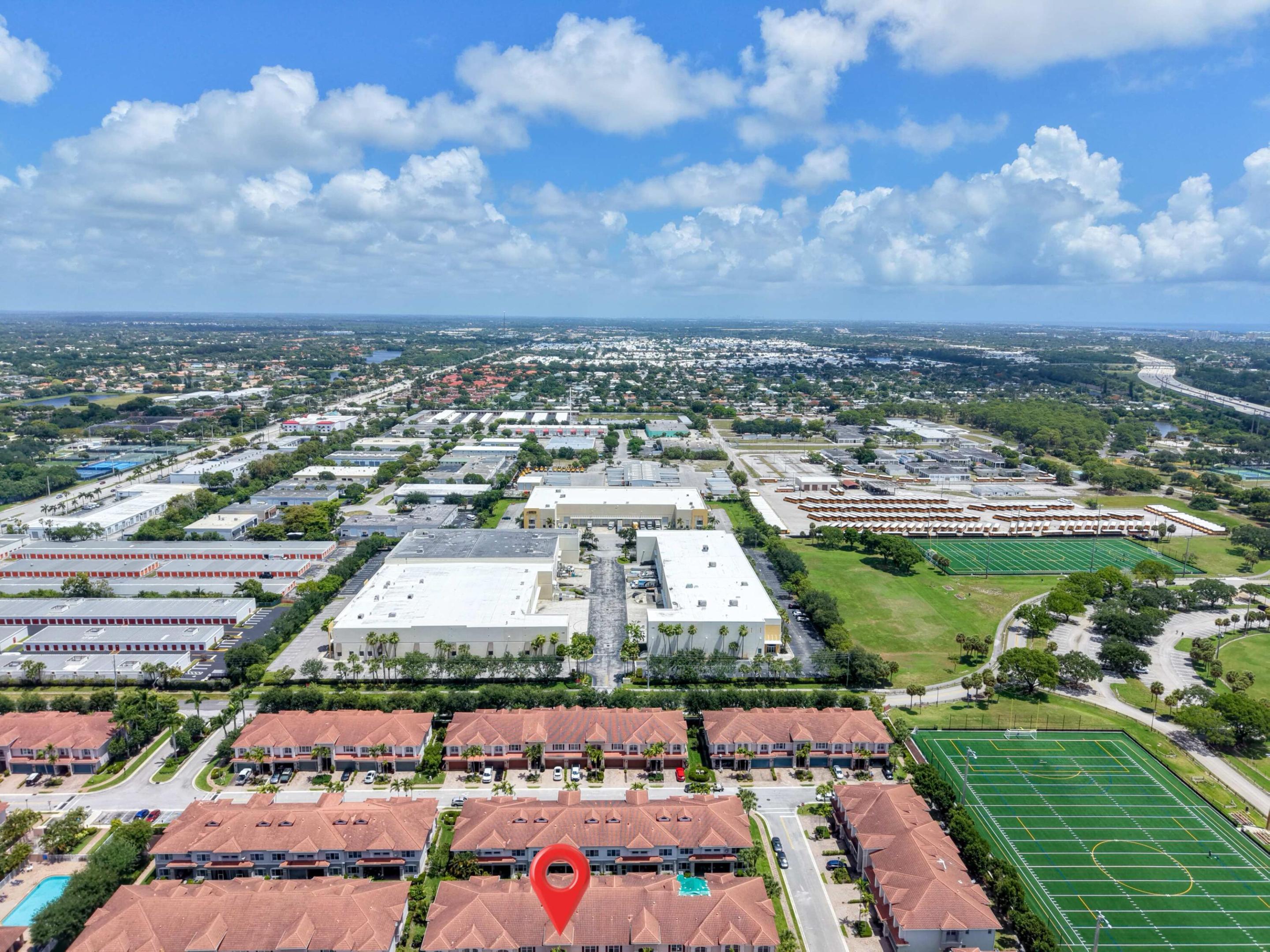 CARRIAGE POINTE - Residential Lease