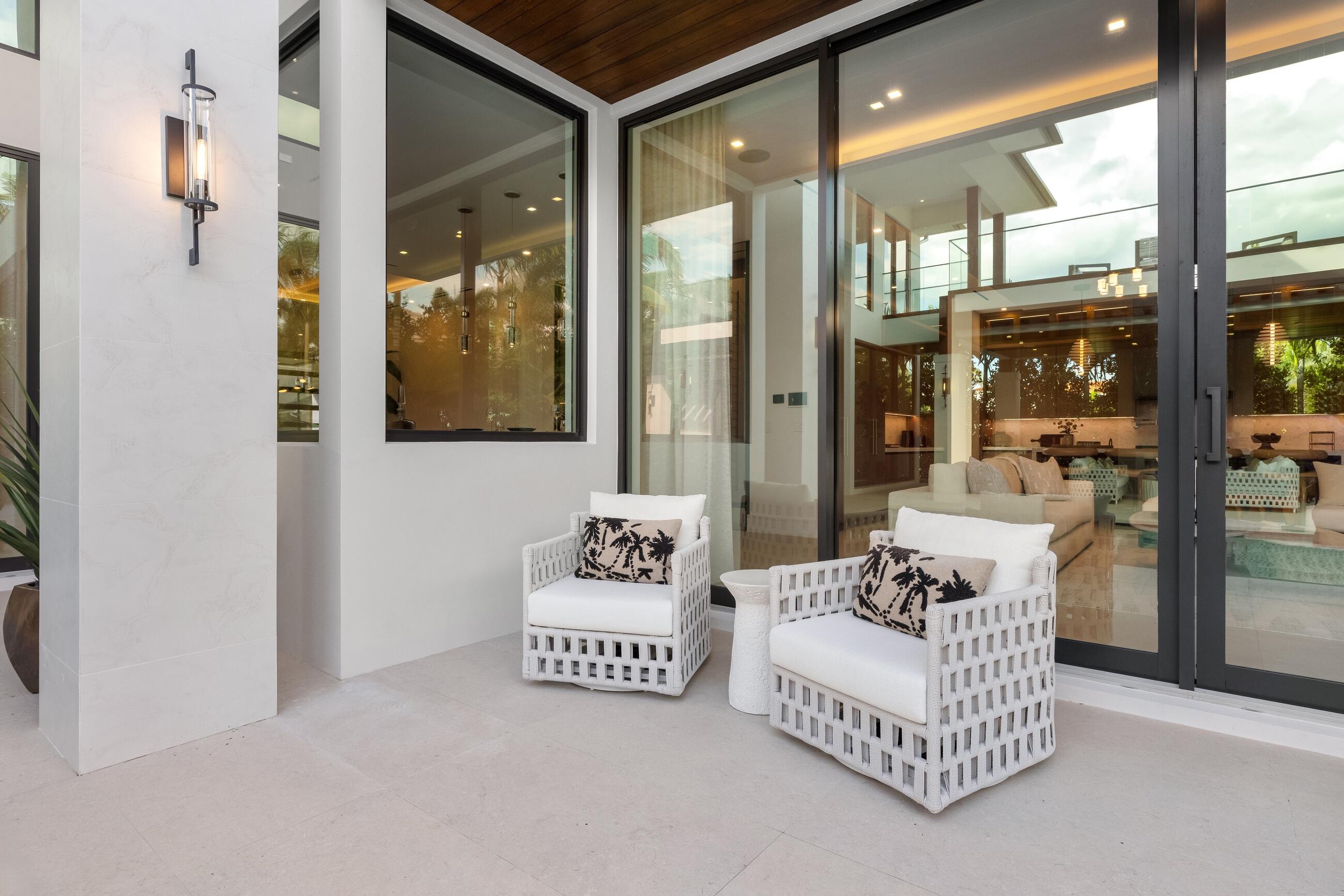 ROYAL PALM YACHT & COUNTRY CLUB - Residential