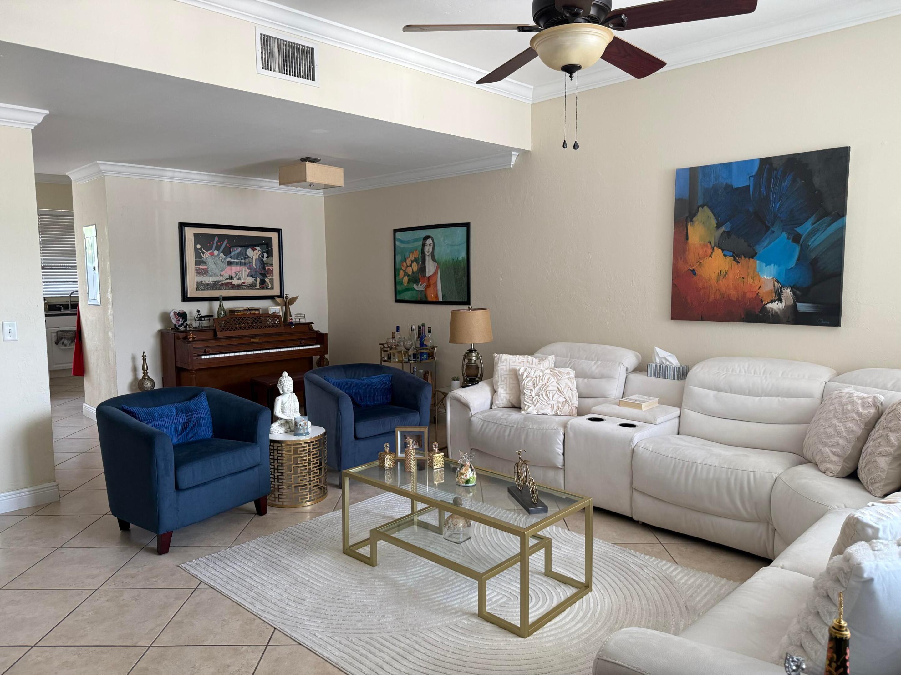 VIZCAYA VILLAS UNREC - Residential