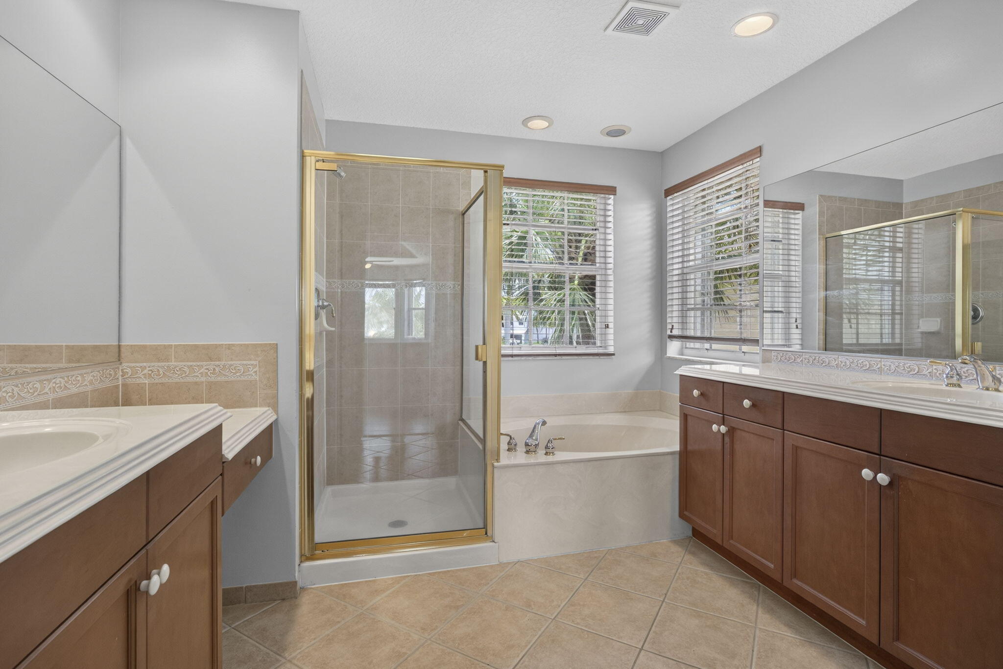 OLYMPIA 2-Bryden - Residential