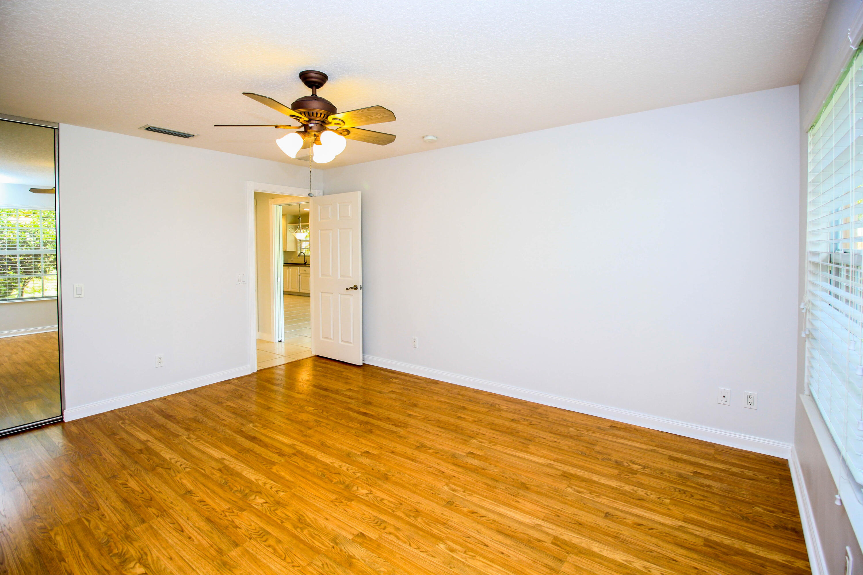 TRADITION PLAT NO  5 - Residential Lease
