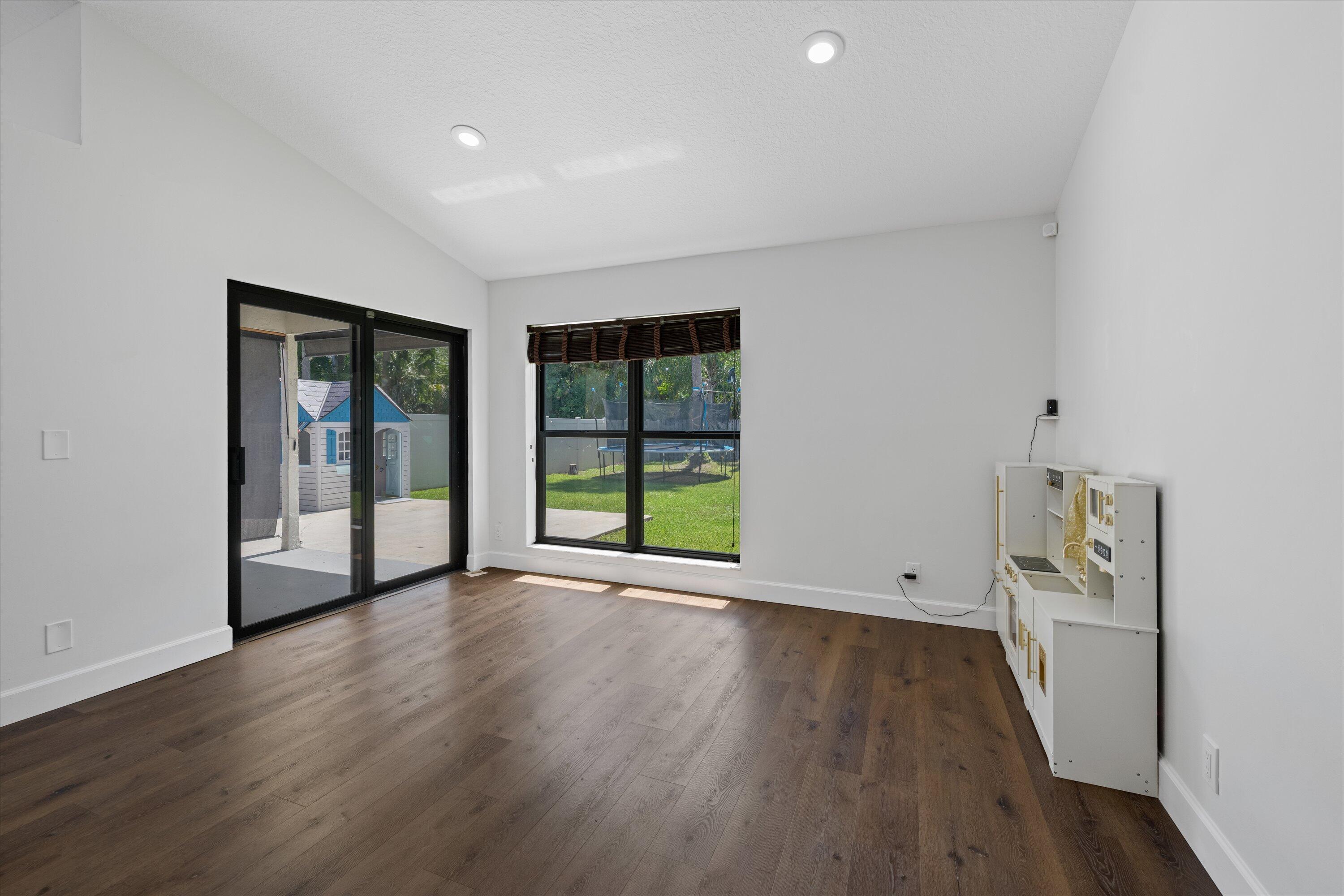PARKVIEW PLACE - Residential