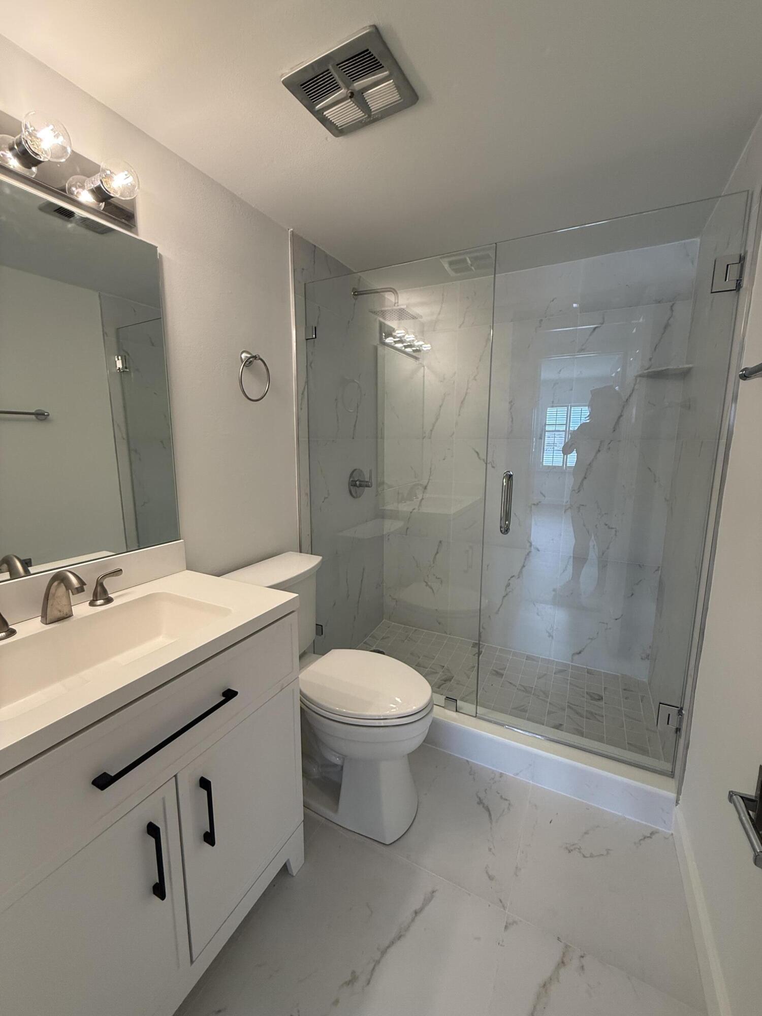 NORTH PALM BEACH VILLAGE OF 3 - Residential Lease