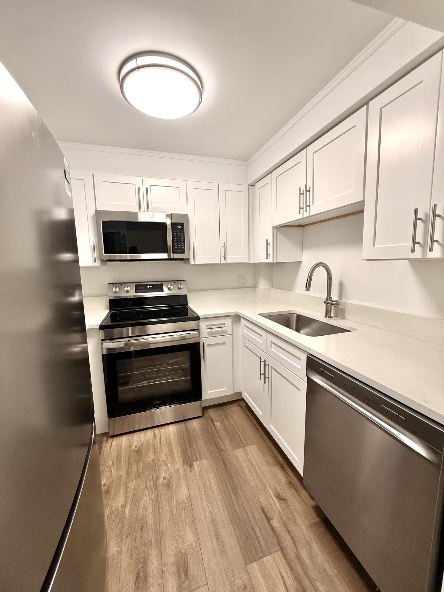NORTH PALM BEACH VILLAGE OF 3 - Residential Lease