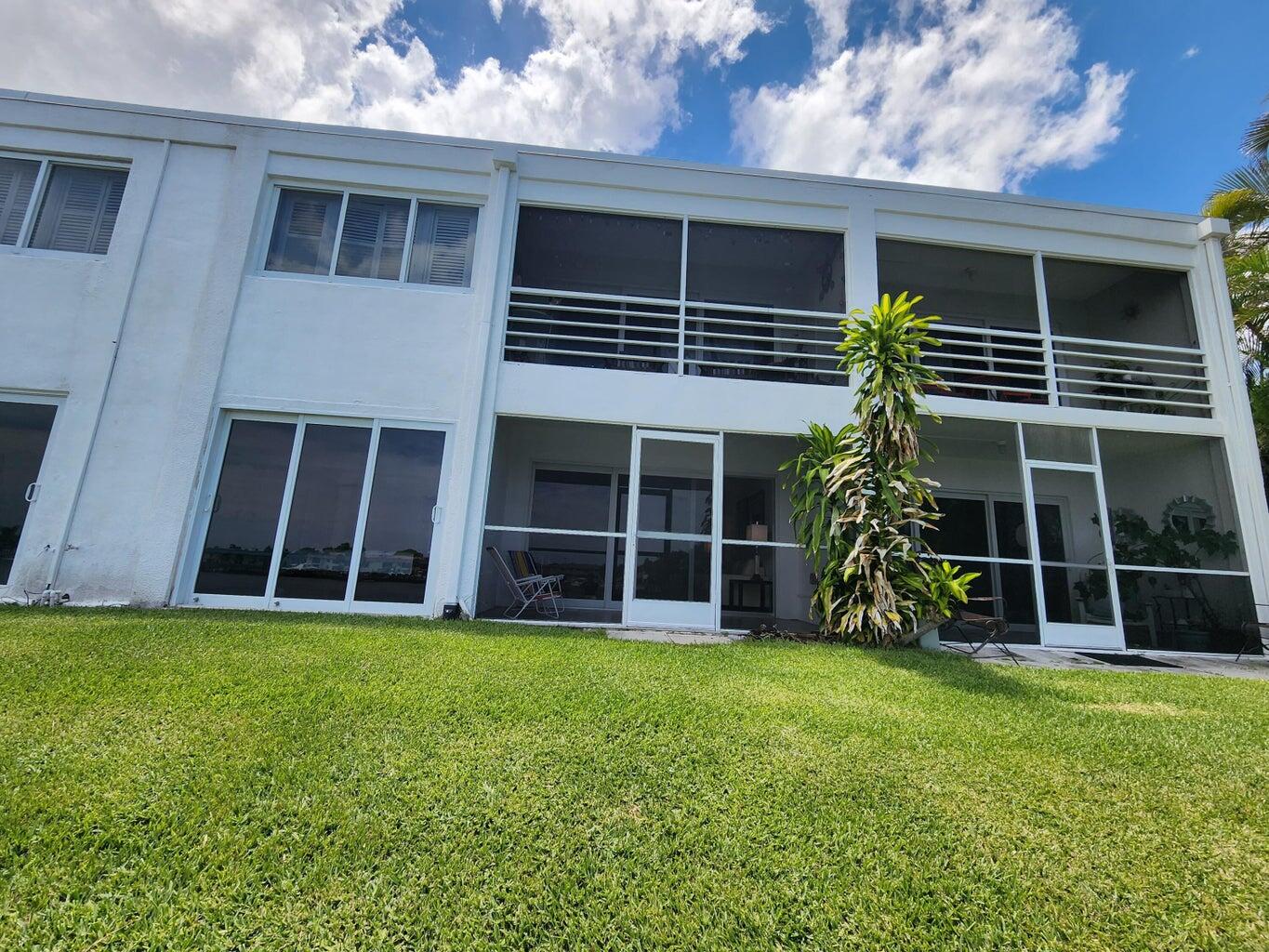NORTH PALM BEACH VILLAGE OF 3 - Residential Lease