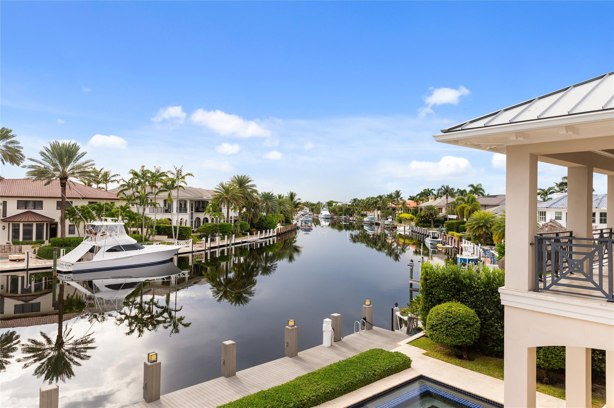 LIGHTHOUSE POINT - Residential