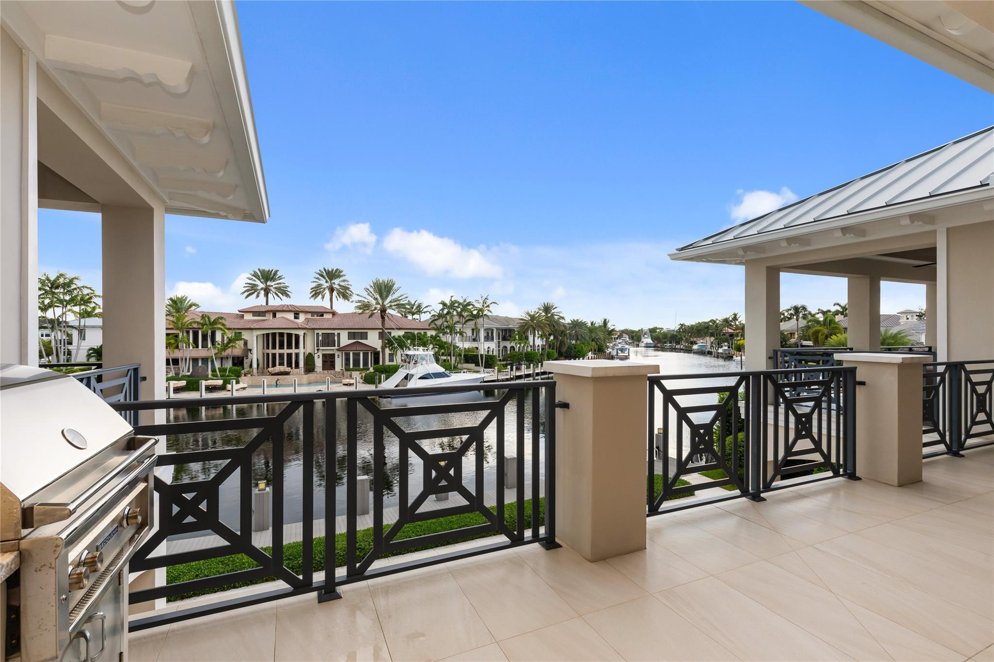 LIGHTHOUSE POINT - Residential