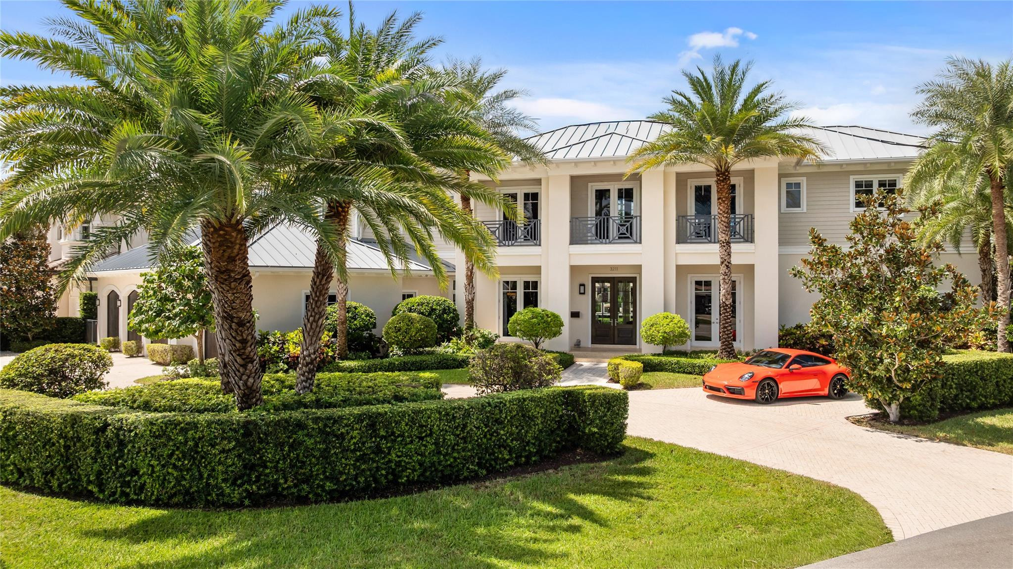 LIGHTHOUSE POINT - Residential