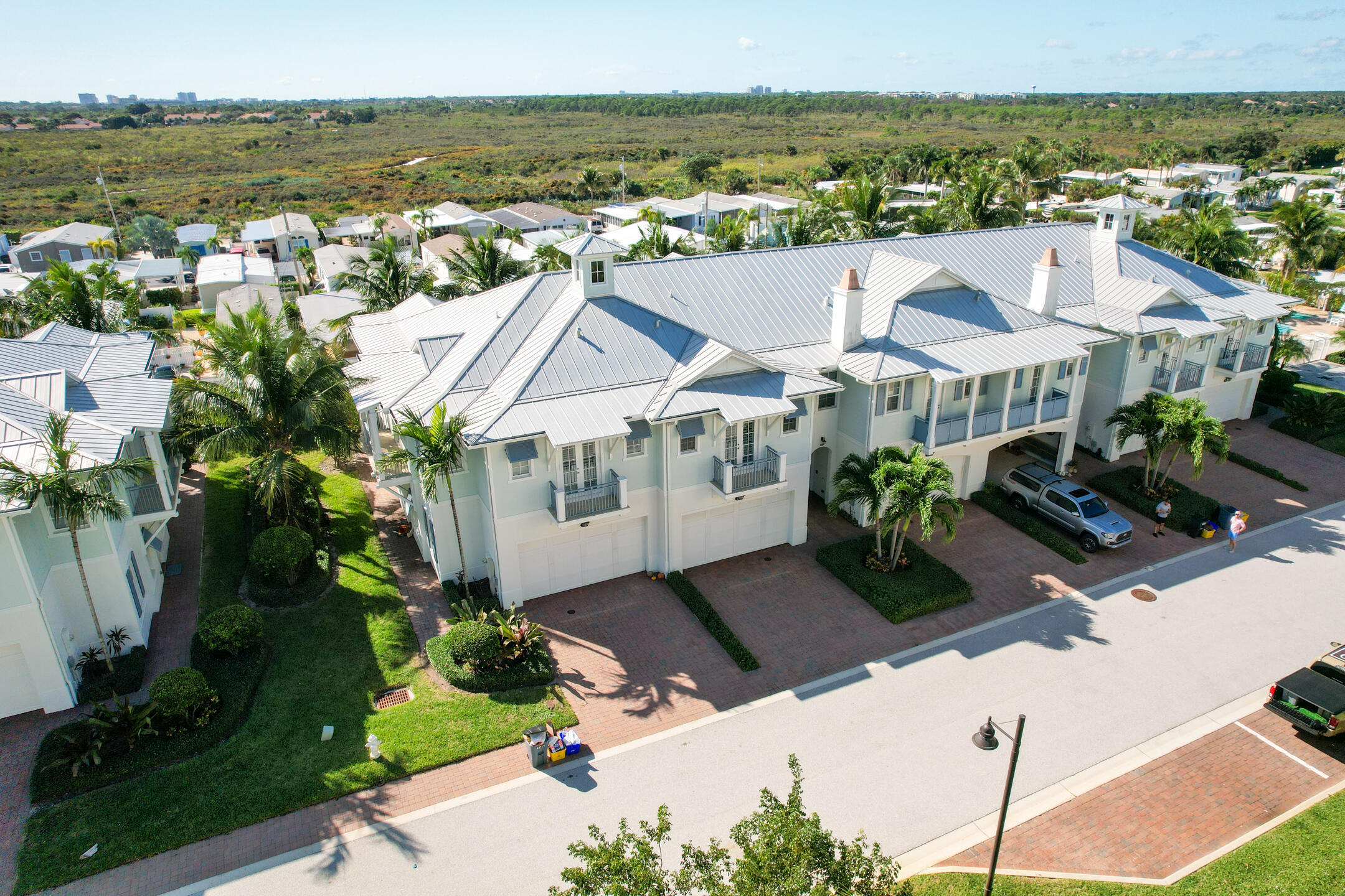 OCEAN BREEZE TOWNHOMES AT JUNO BEACH - Residential Lease