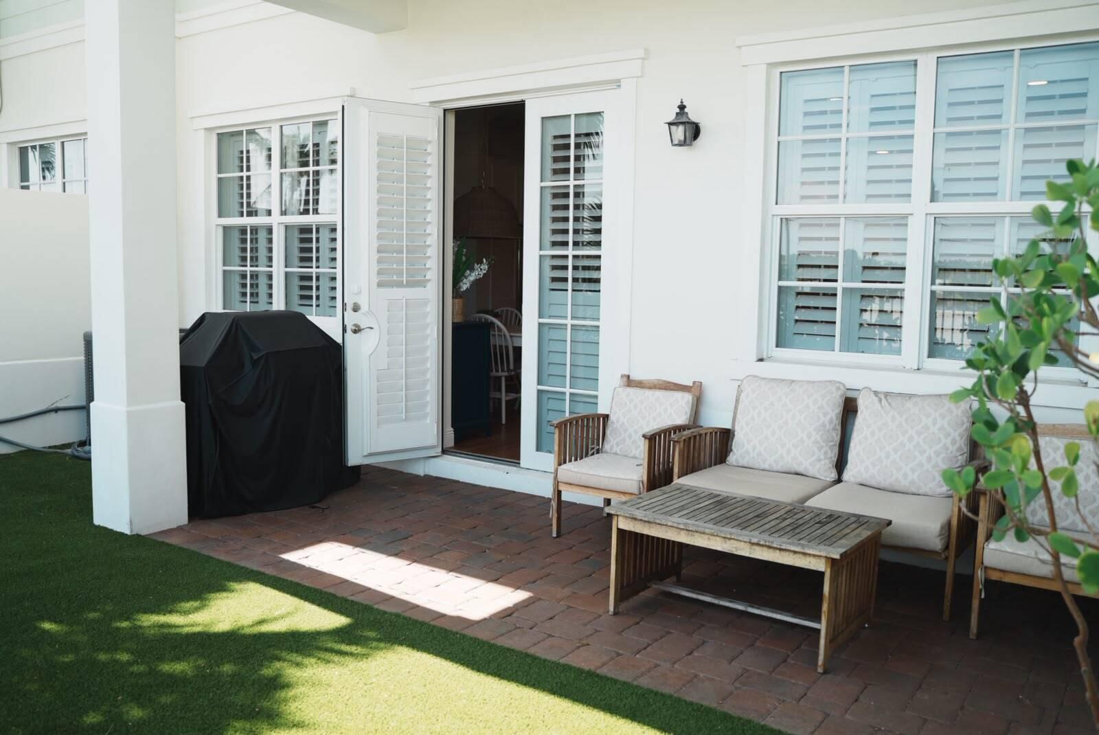 OCEAN BREEZE TOWNHOMES AT JUNO BEACH - Residential Lease
