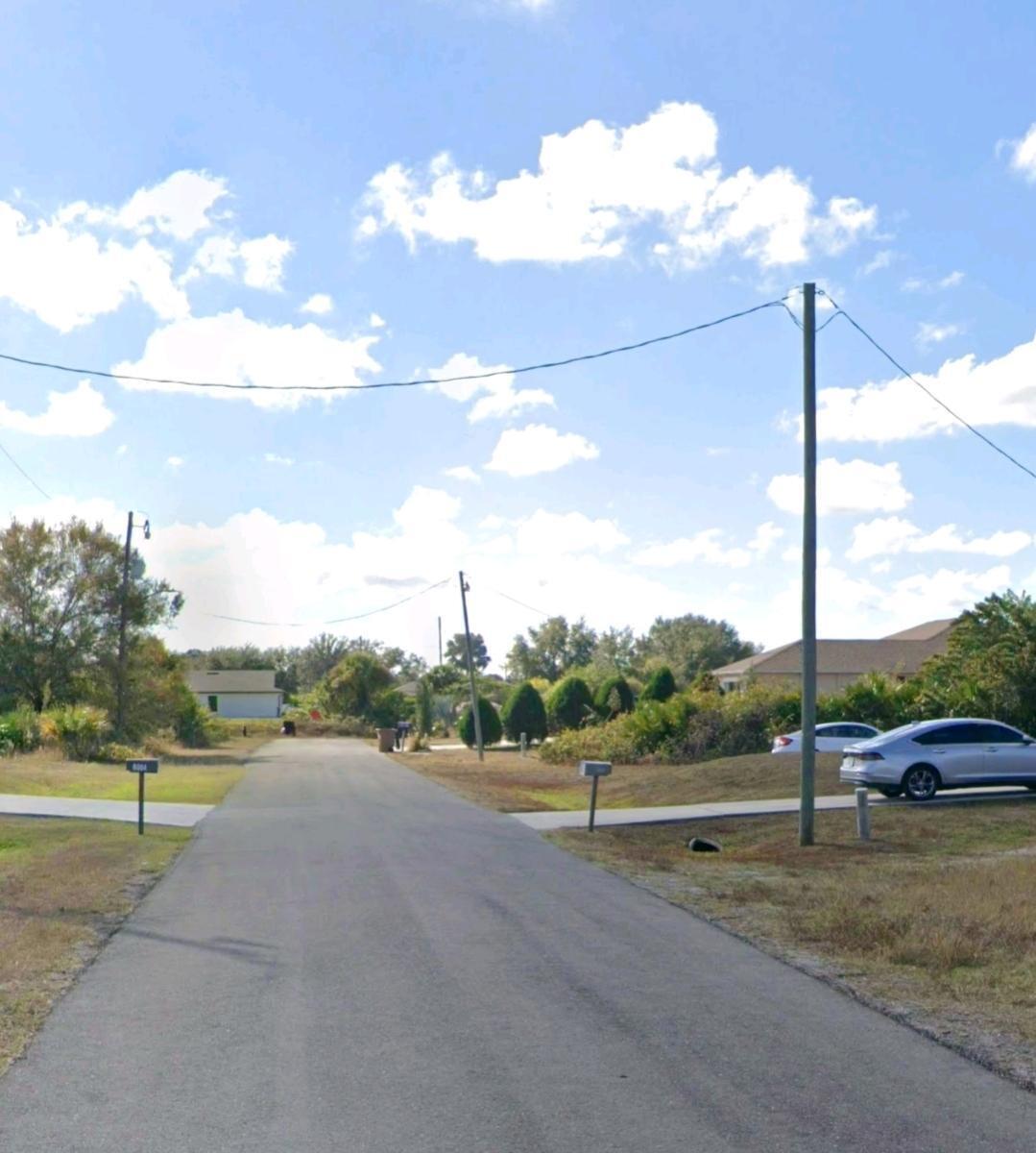 LEHIGH ACRES - Land