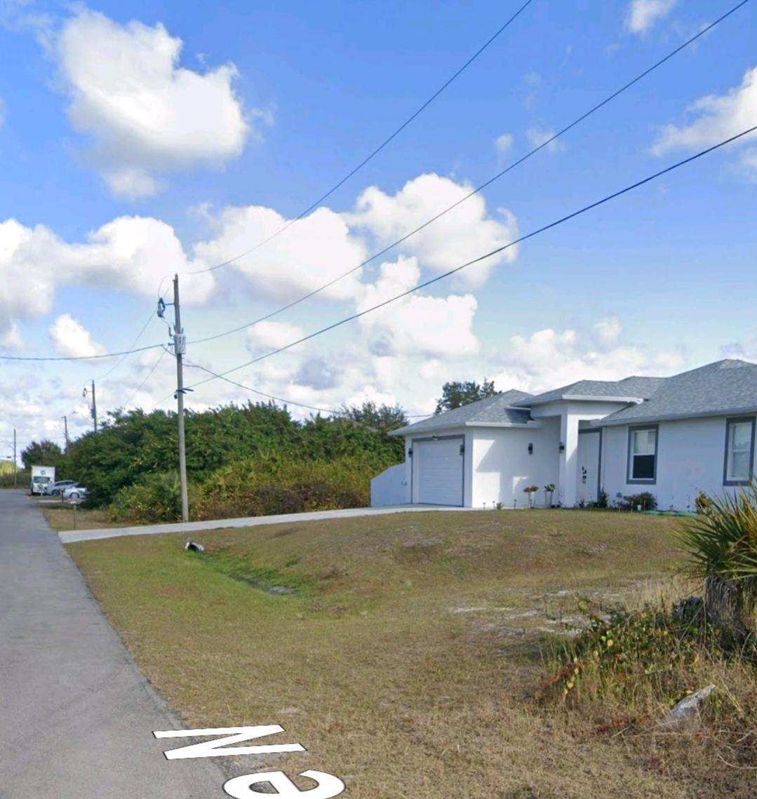 LEHIGH ACRES - Land
