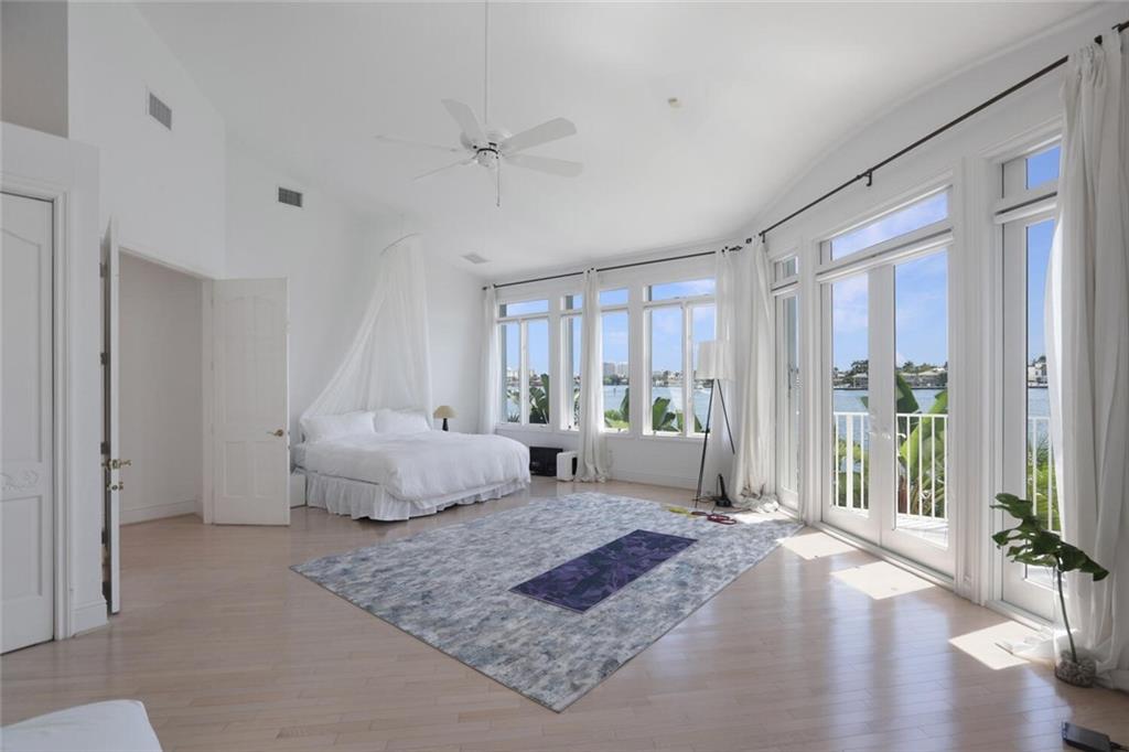 Lauderdale Harbors Sec A - Residential