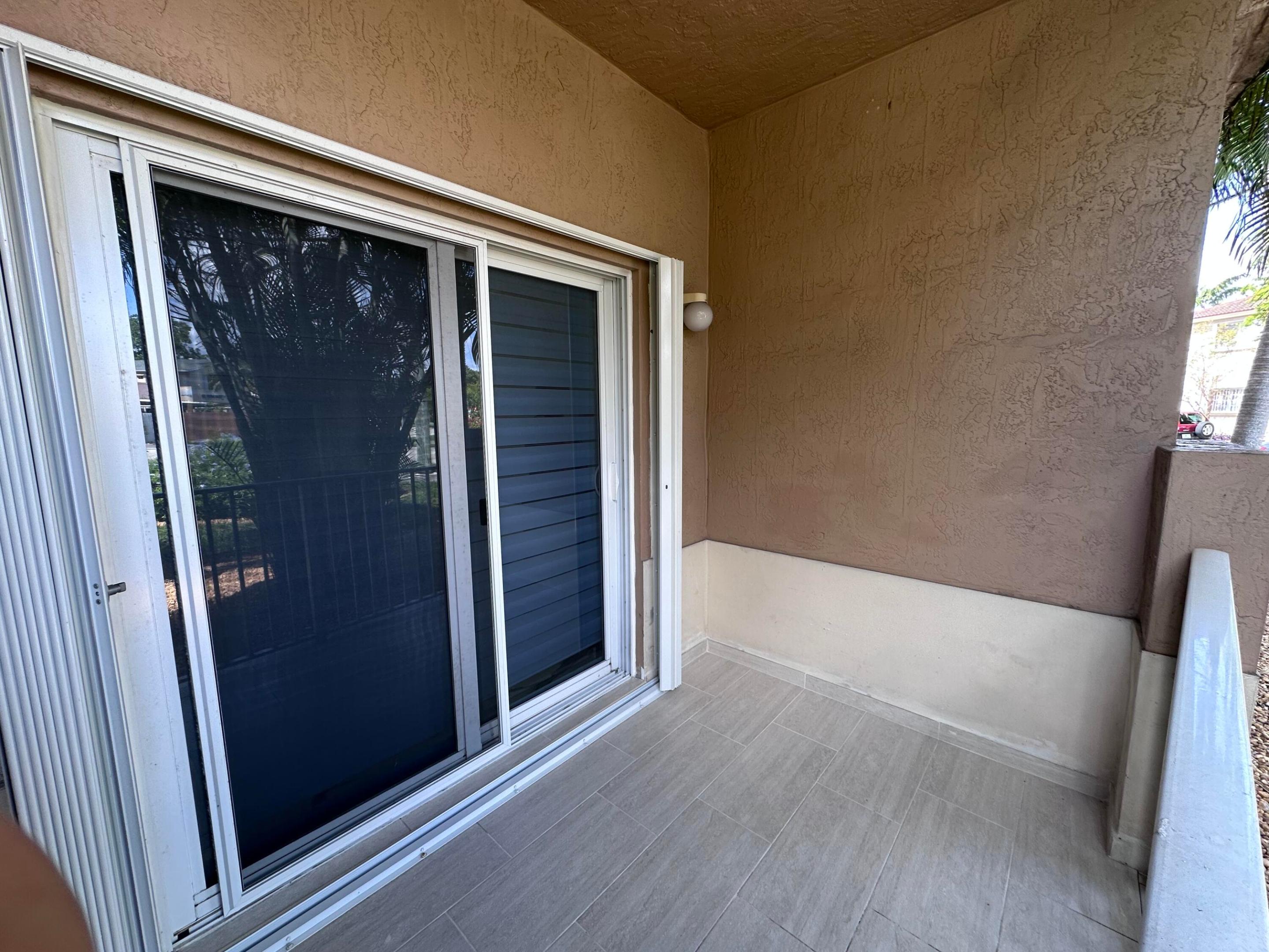 LOS PORTALES SEC B CONDO - Residential