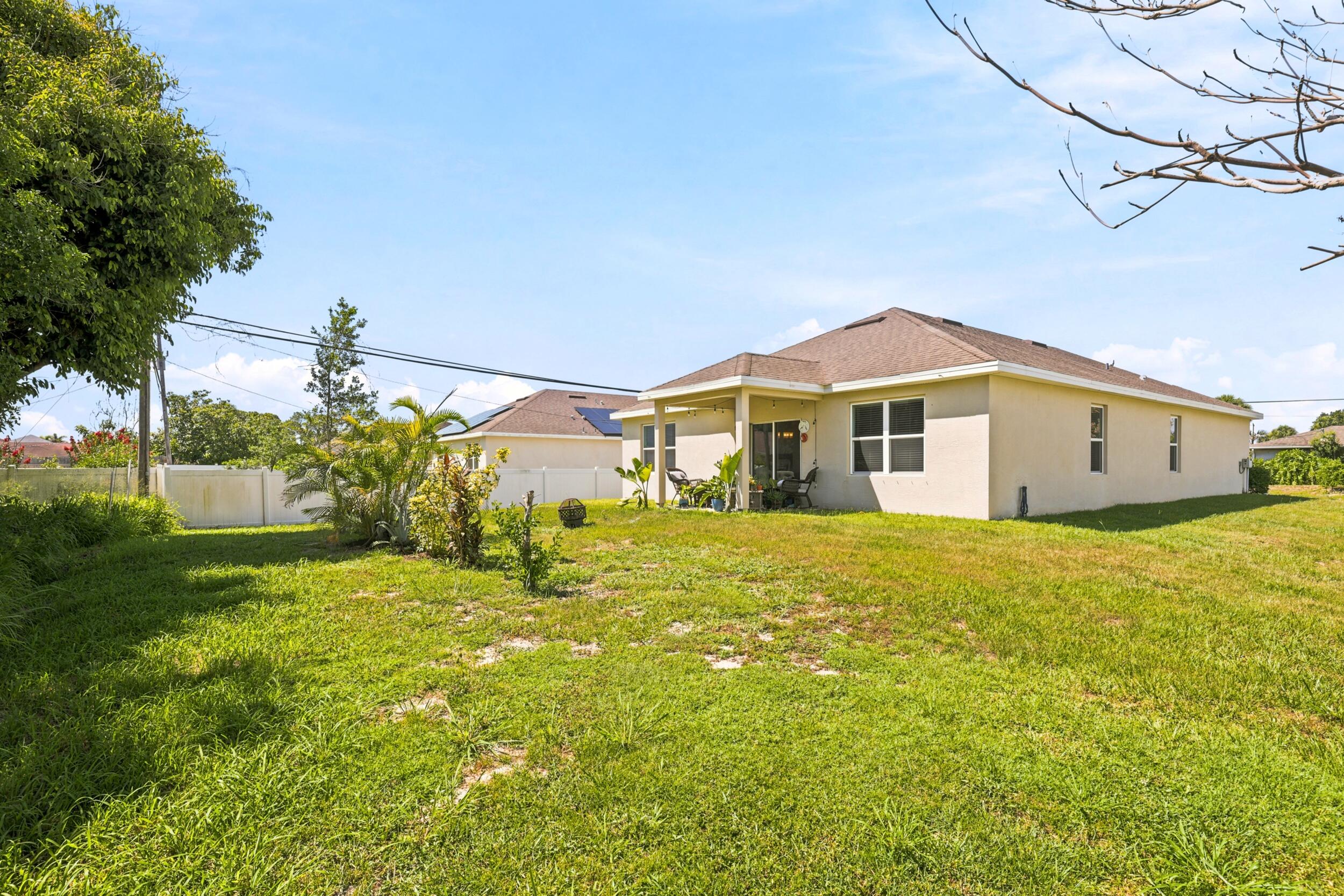 PORT ST LUCIE SECTION 11 - Residential