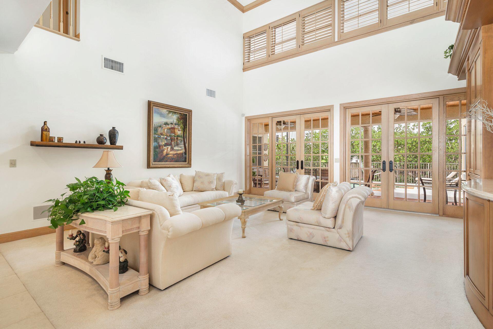 BARROW ISLAND AT JONATHANS LANDING - Residential