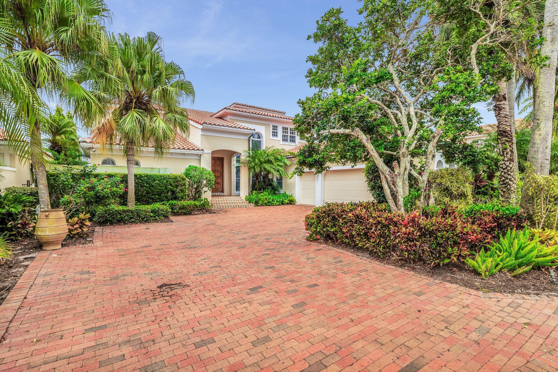 BARROW ISLAND AT JONATHANS LANDING - Residential