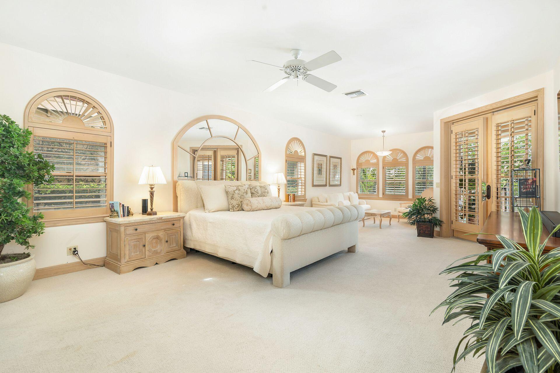 BARROW ISLAND AT JONATHANS LANDING - Residential
