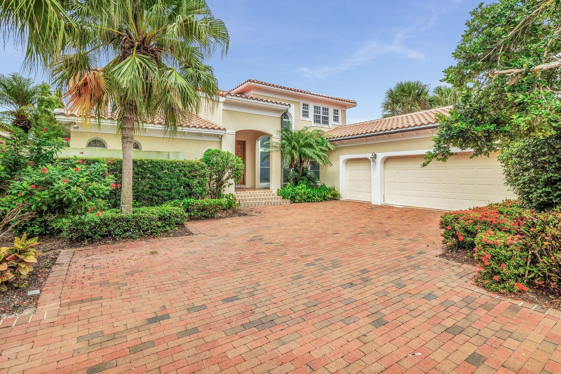 BARROW ISLAND AT JONATHANS LANDING - Residential