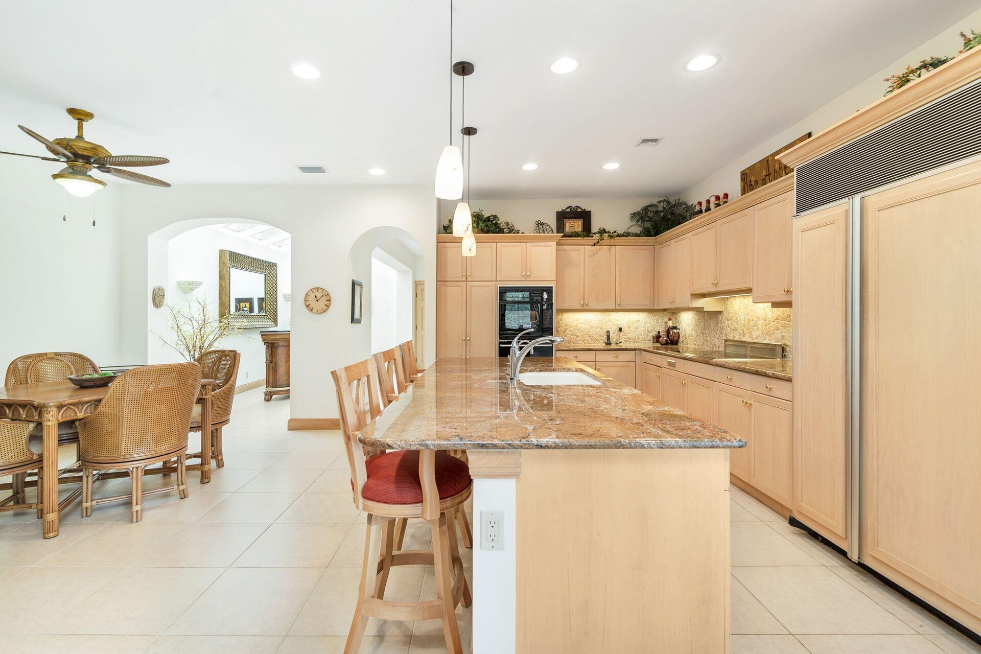 BARROW ISLAND AT JONATHANS LANDING - Residential
