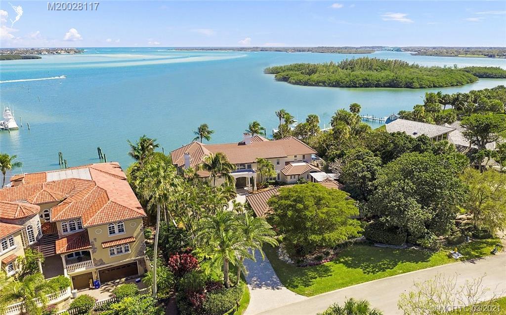 HIGH POINT ISLE ADDITION TO - Residential