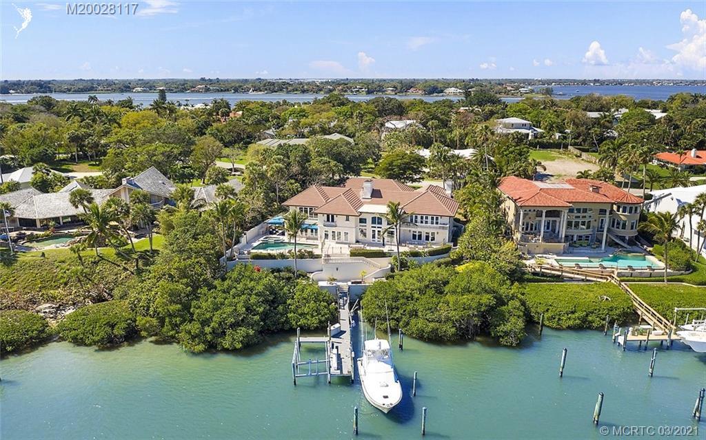 HIGH POINT ISLE ADDITION TO - Residential