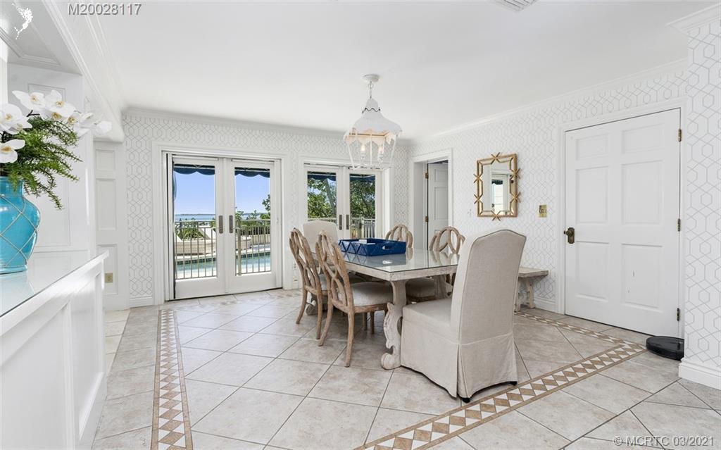 HIGH POINT ISLE ADDITION TO - Residential