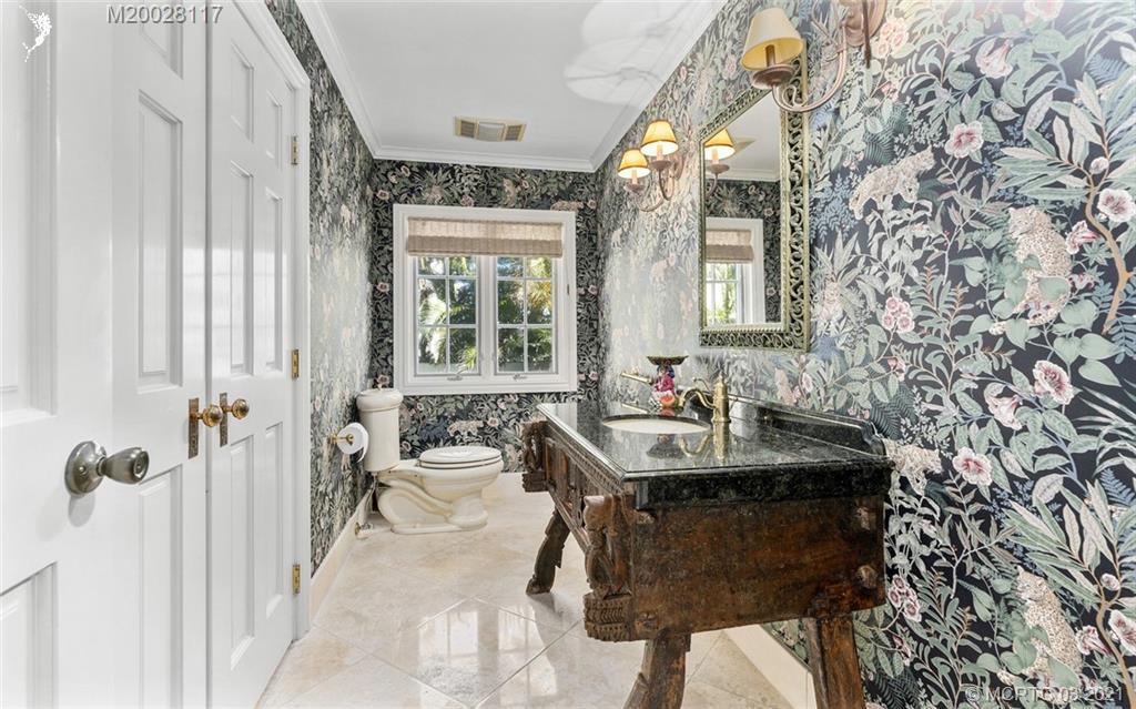 HIGH POINT ISLE ADDITION TO - Residential