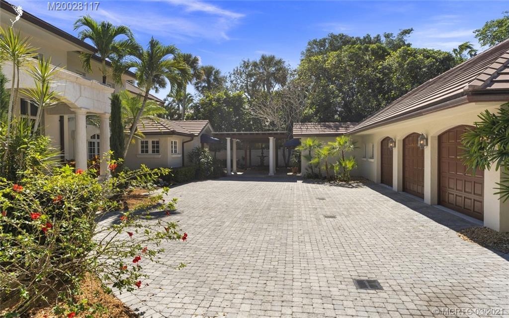 HIGH POINT ISLE ADDITION TO - Residential
