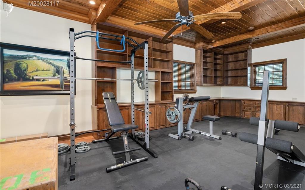 HIGH POINT ISLE ADDITION TO - Residential