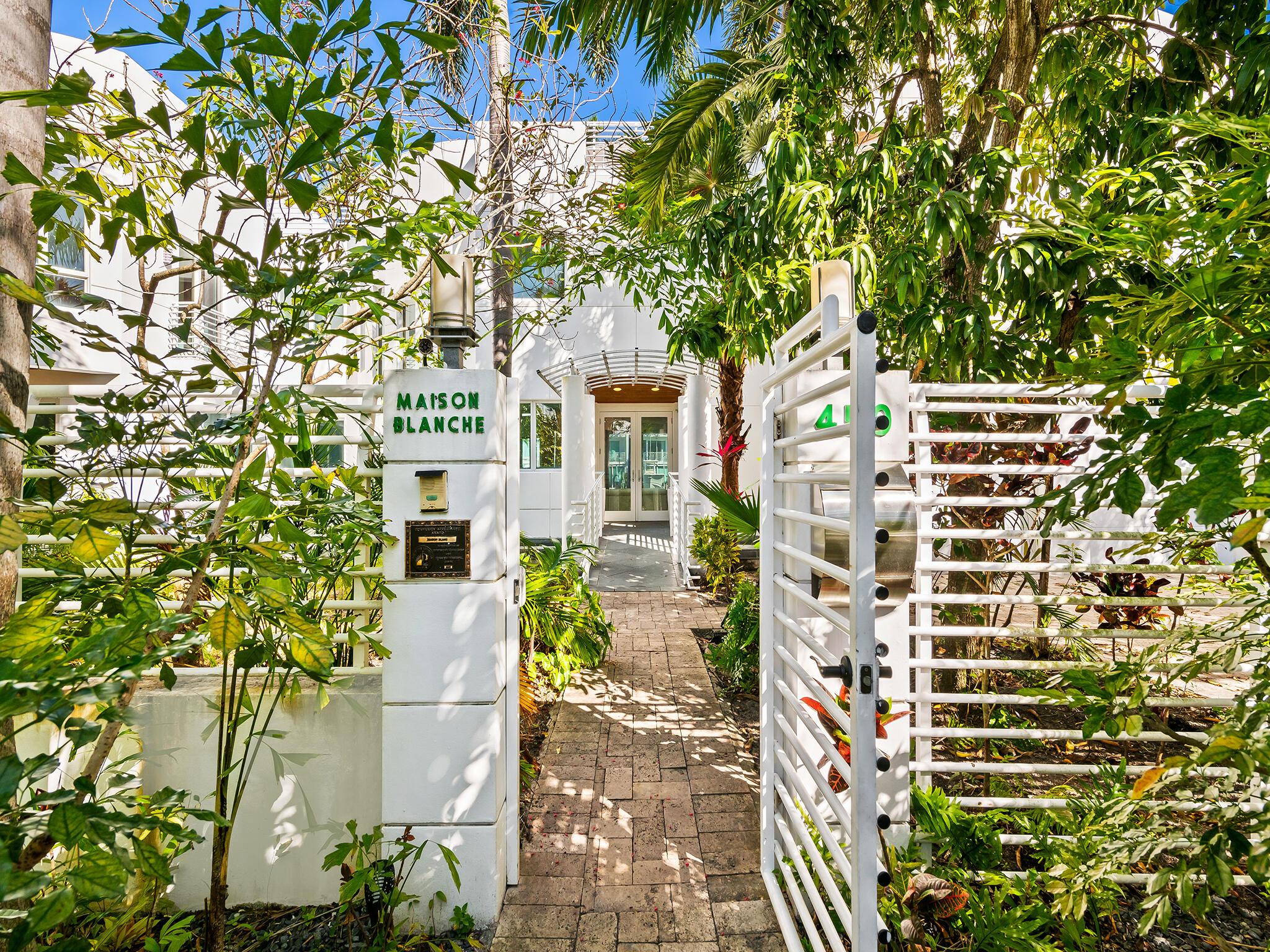 VICTORIA PARK - Residential