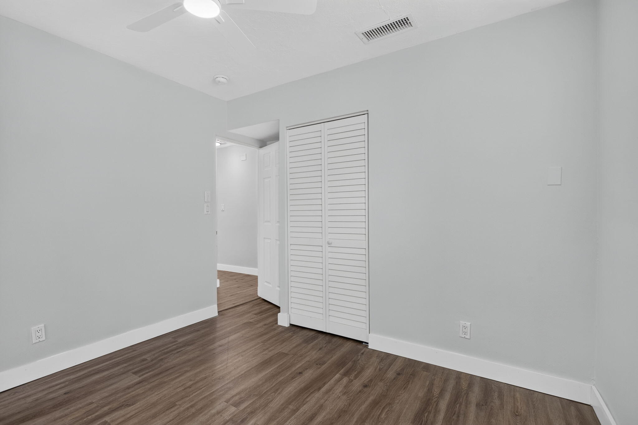 COLLIER ESTATES 1ST ADD - Residential Lease