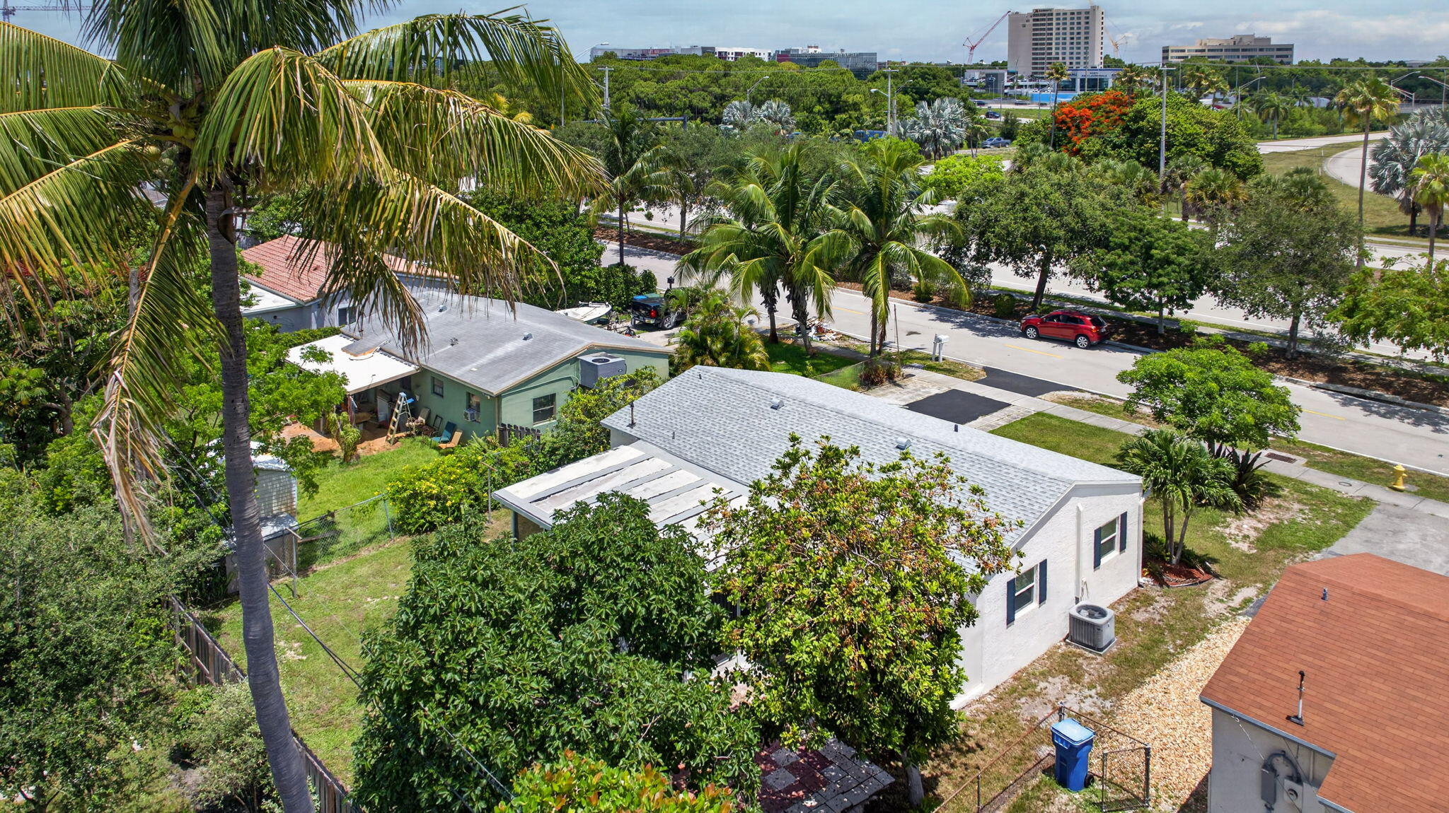 COLLIER ESTATES 1ST ADD - Residential Lease