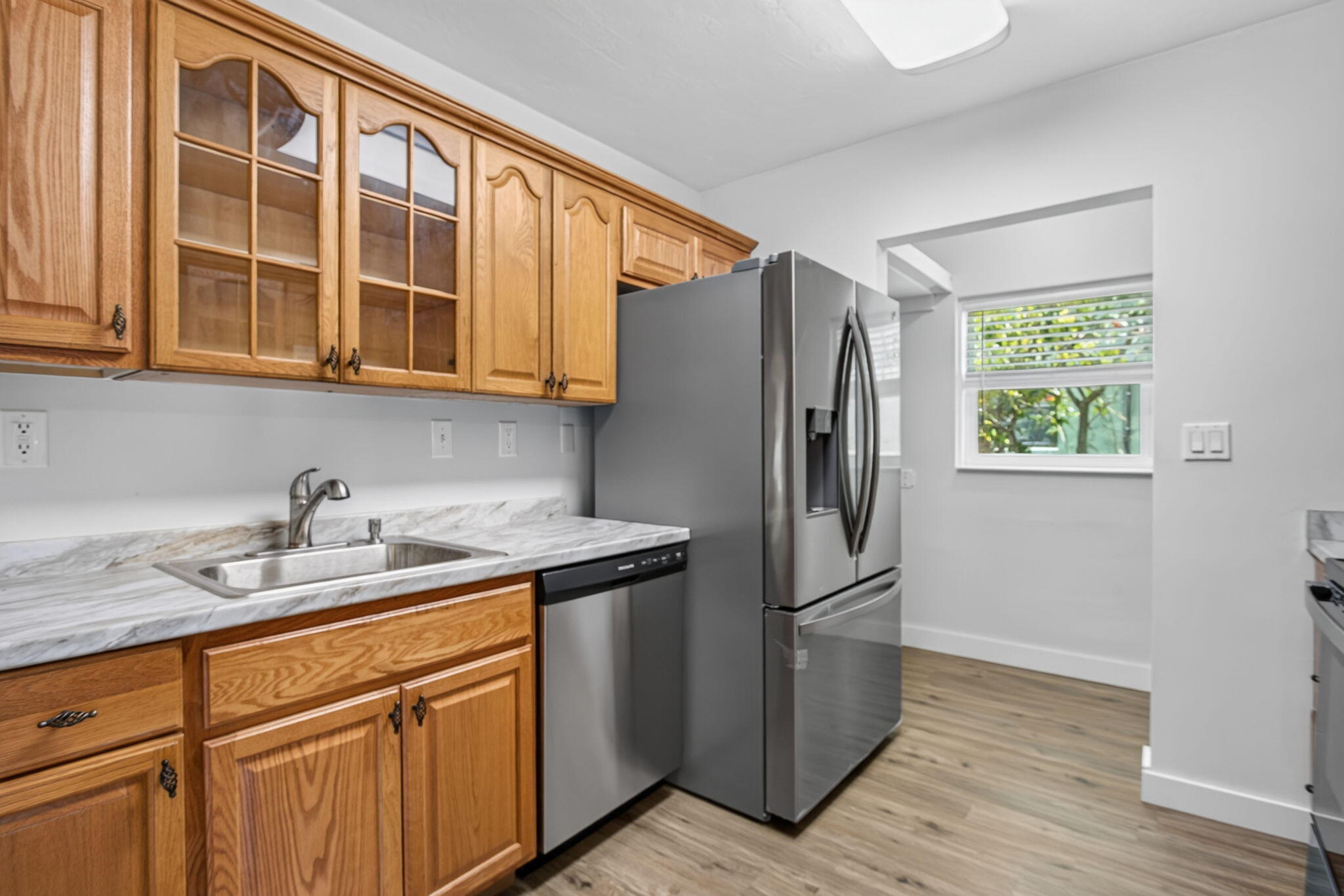 COLLIER ESTATES 1ST ADD - Residential Lease