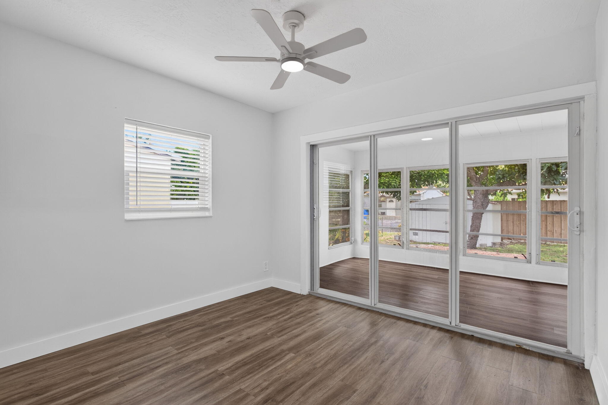 COLLIER ESTATES 1ST ADD - Residential Lease