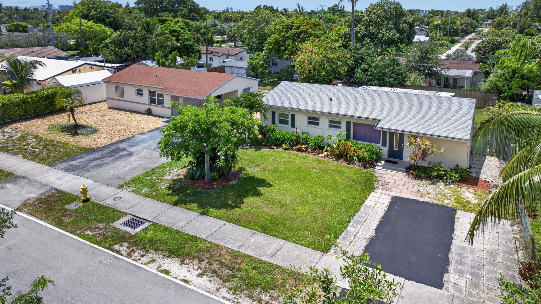 COLLIER ESTATES 1ST ADD - Residential Lease